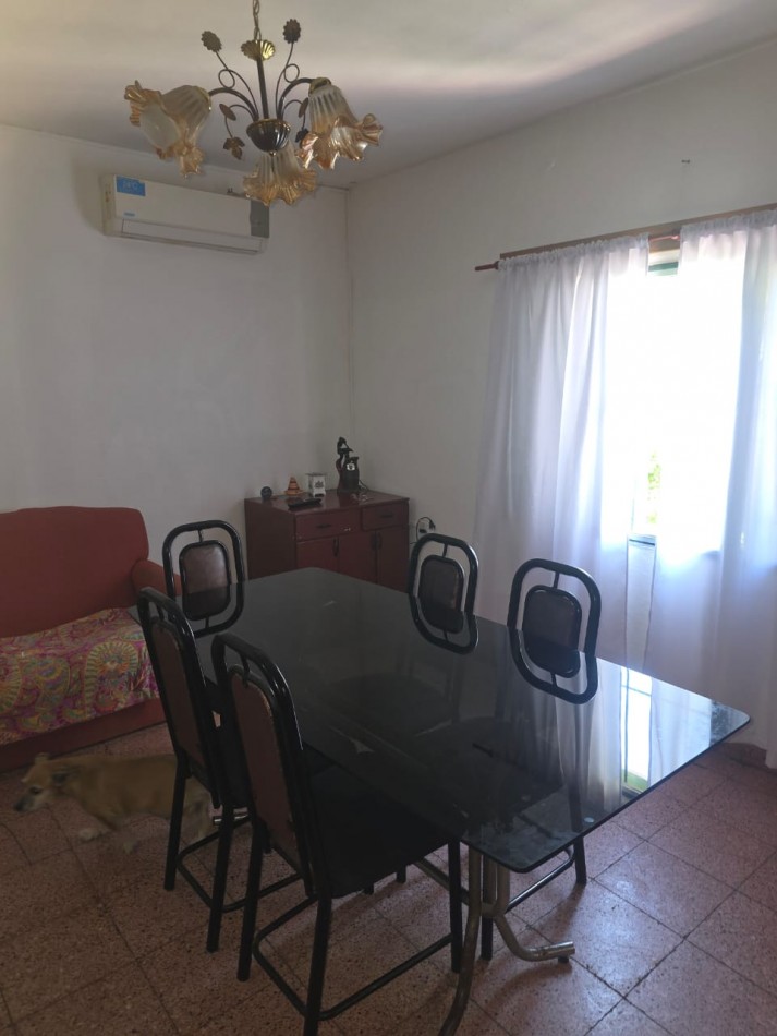 SE VENDE BARRIO SAN ROQUE, CASA MAS DEPARTAMENTO 