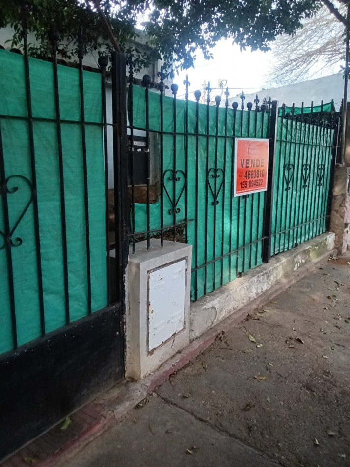 BARRIO AMEGHINO NORTE, SE VENDE PROPIEDADES - IDEAL PARA INVERSION