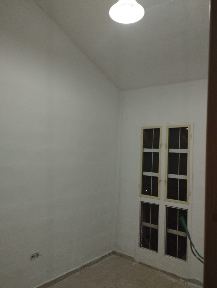 B° Rene Favaloro ( hermosa propiedad, zona barrio Matienzo) 