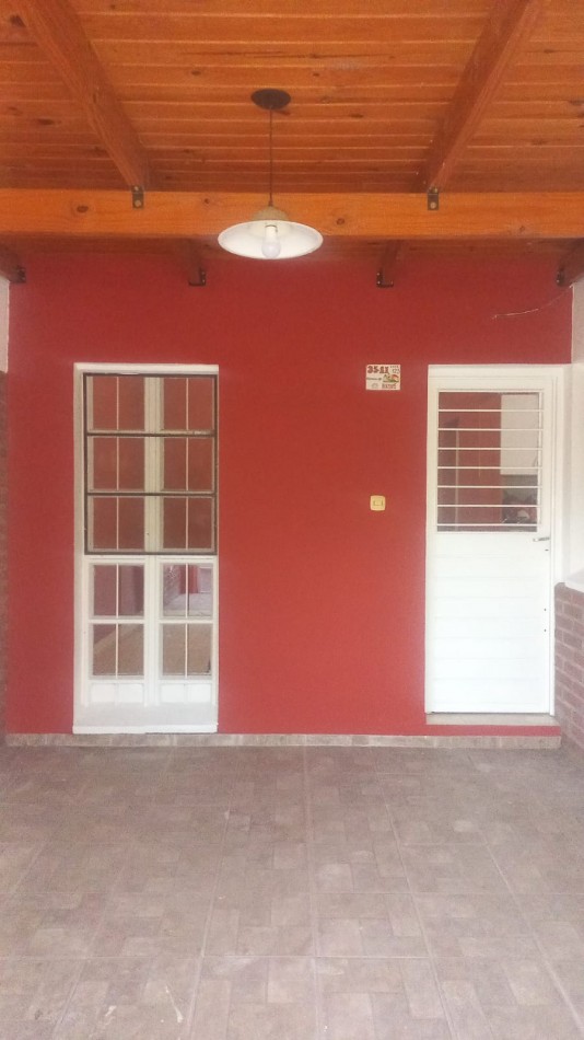 B° Rene Favaloro ( hermosa propiedad, zona barrio Matienzo) 