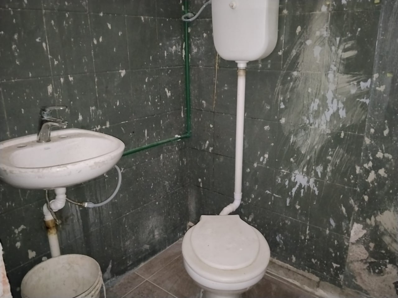 BARRIO SAN ROQUE, SE ALQUILA LOCAL COMERCIAL DE 5x11 METROS