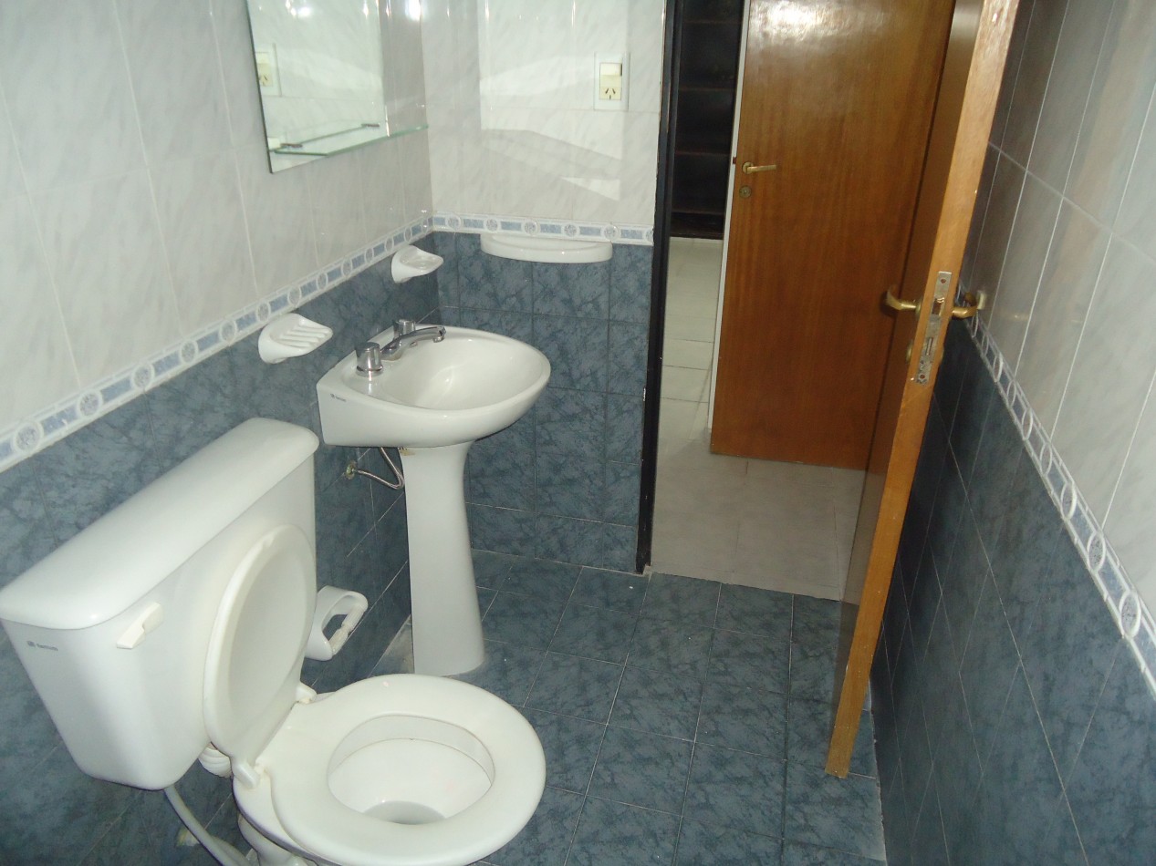 Alberdi, sobre Av. colon, linda zona ex registro civil.- 