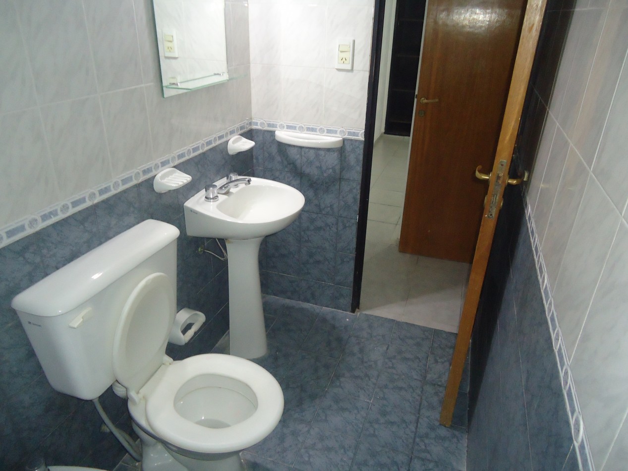 Alberdi, sobre Av. colon, linda zona ex registro civil.- 