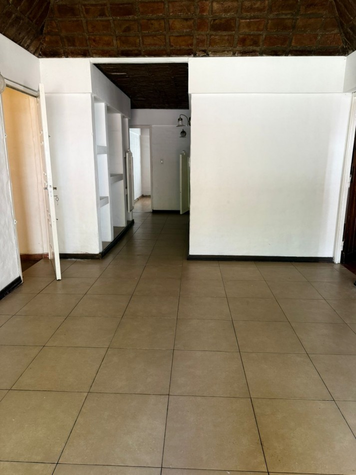 El trebol, hermosa propiedad, muy linda zona.- 