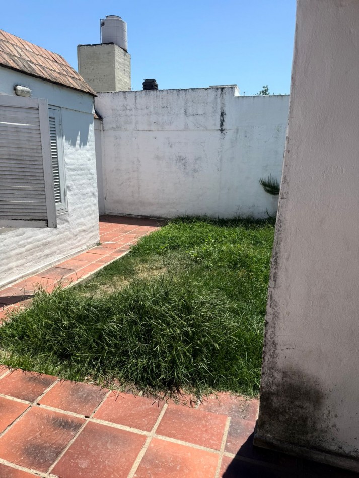 El trebol, hermosa propiedad, muy linda zona.- 