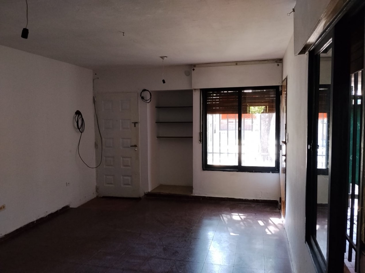 Residencial Velez Sarsfield, linda zona.-