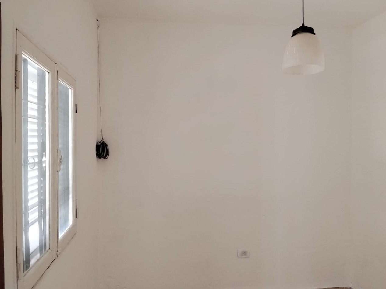 Los platanos, departamento interno, complejo con otros departamentos.- 