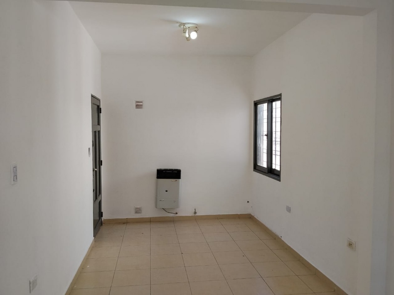 Los platanos, departamento interno, complejo con otros departamentos.- 