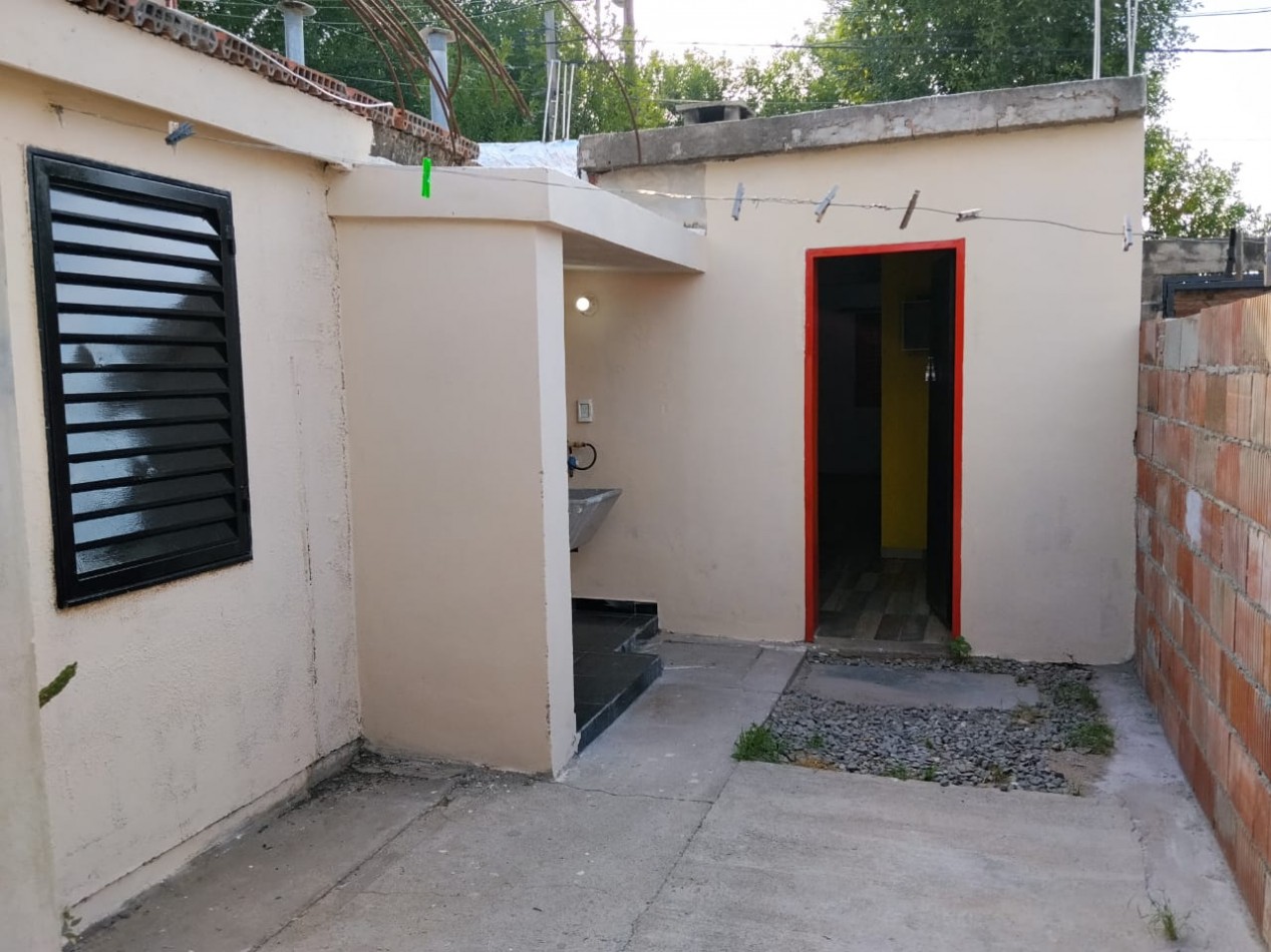 B° ALTOS DE SANTA ANA ( PEGADO A LAS PALMAS) 