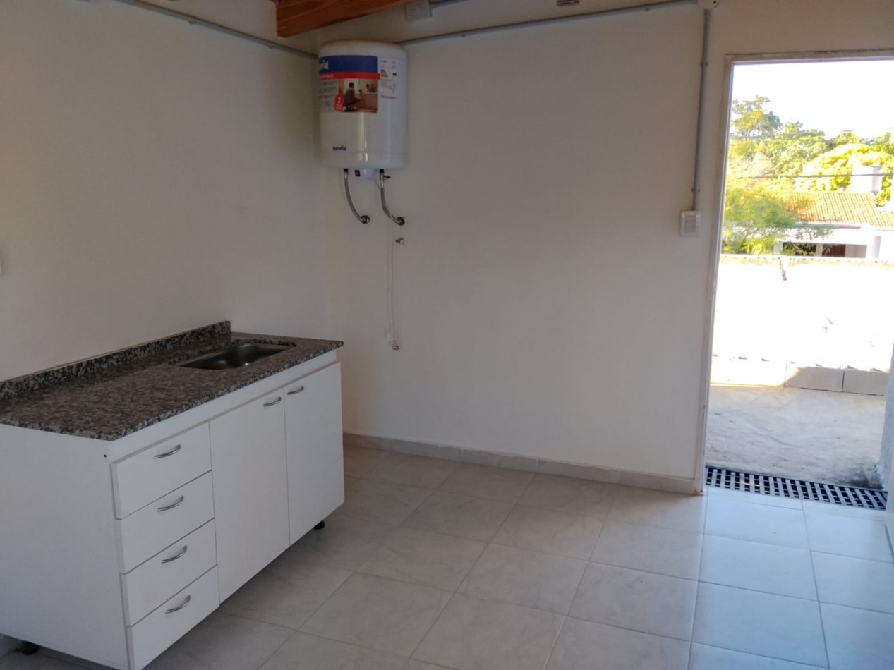 SAN RAFAEL, IMPECABLE DEPARTAMENTO PLANTA ALTA NUEVO A ESTRENAR.- ZONA POLICLINICO POLICIAL.- 