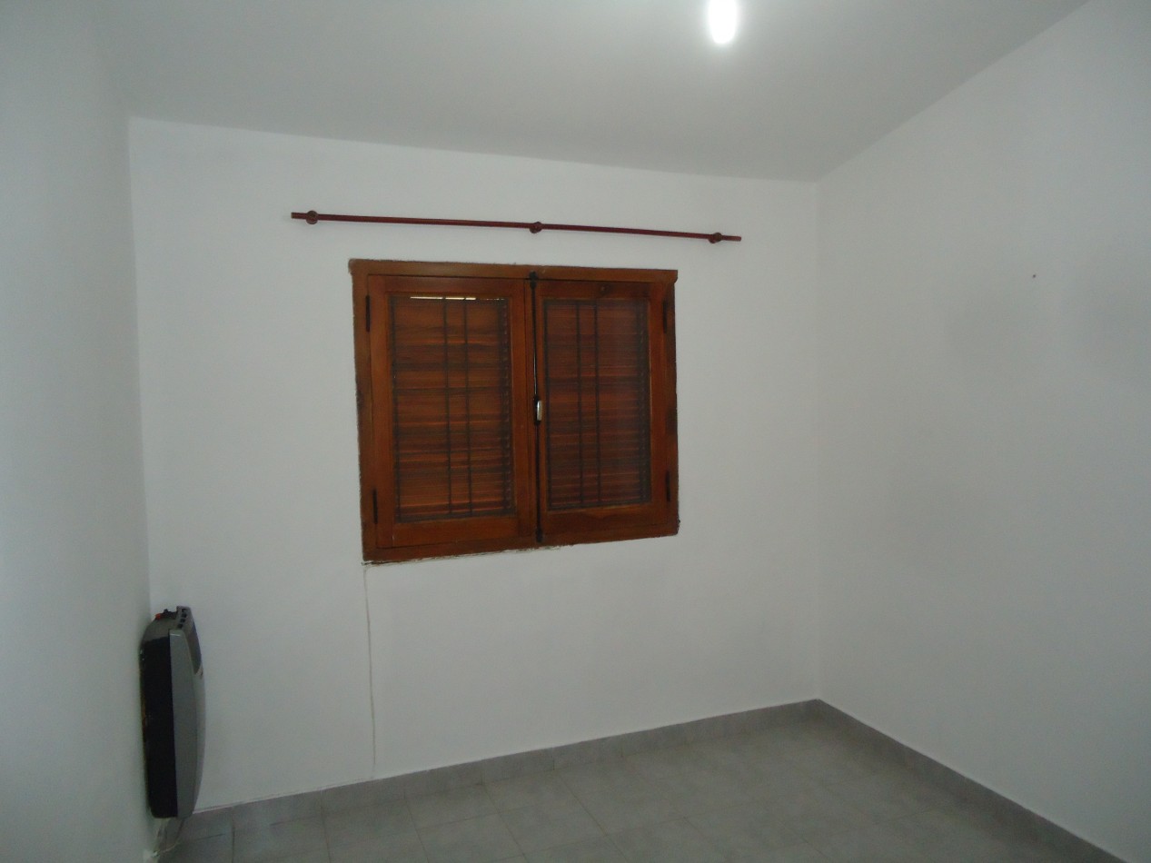 B° MATIENZO, IMPECABLE PROPIEDAD A METROS DE CALLE PRINCIPAL ( FLEMING) 