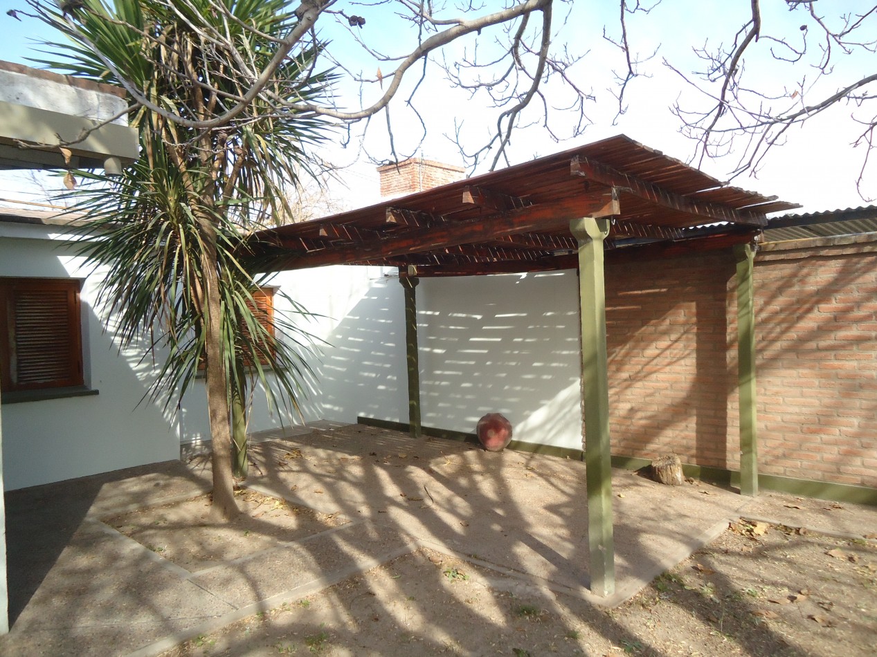 B° MATIENZO, IMPECABLE PROPIEDAD A METROS DE CALLE PRINCIPAL ( FLEMING) 