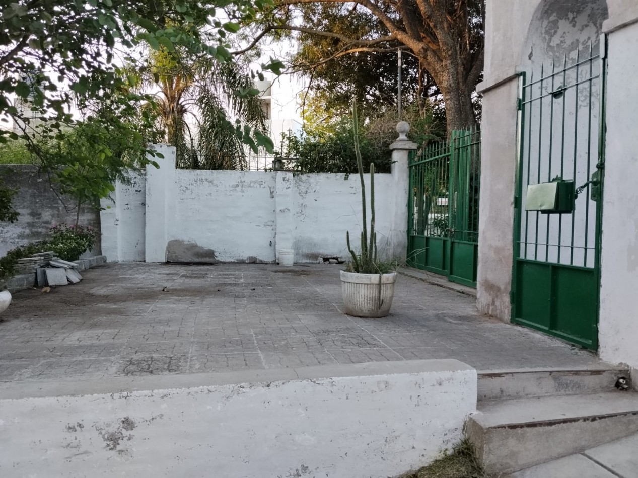 PARQUE CAPITAL, IMPORTANTE PROPIEDAD CON GRAN TERRENO, OPORTUNIDAD "NUEVO PRECIO CON REBAJA".- 