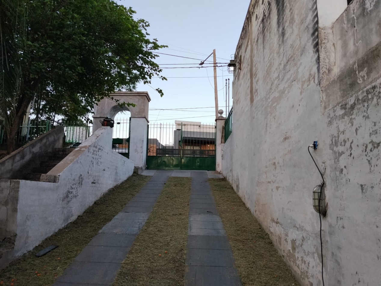 PARQUE CAPITAL, IMPORTANTE PROPIEDAD CON GRAN TERRENO, OPORTUNIDAD "NUEVO PRECIO CON REBAJA".- 