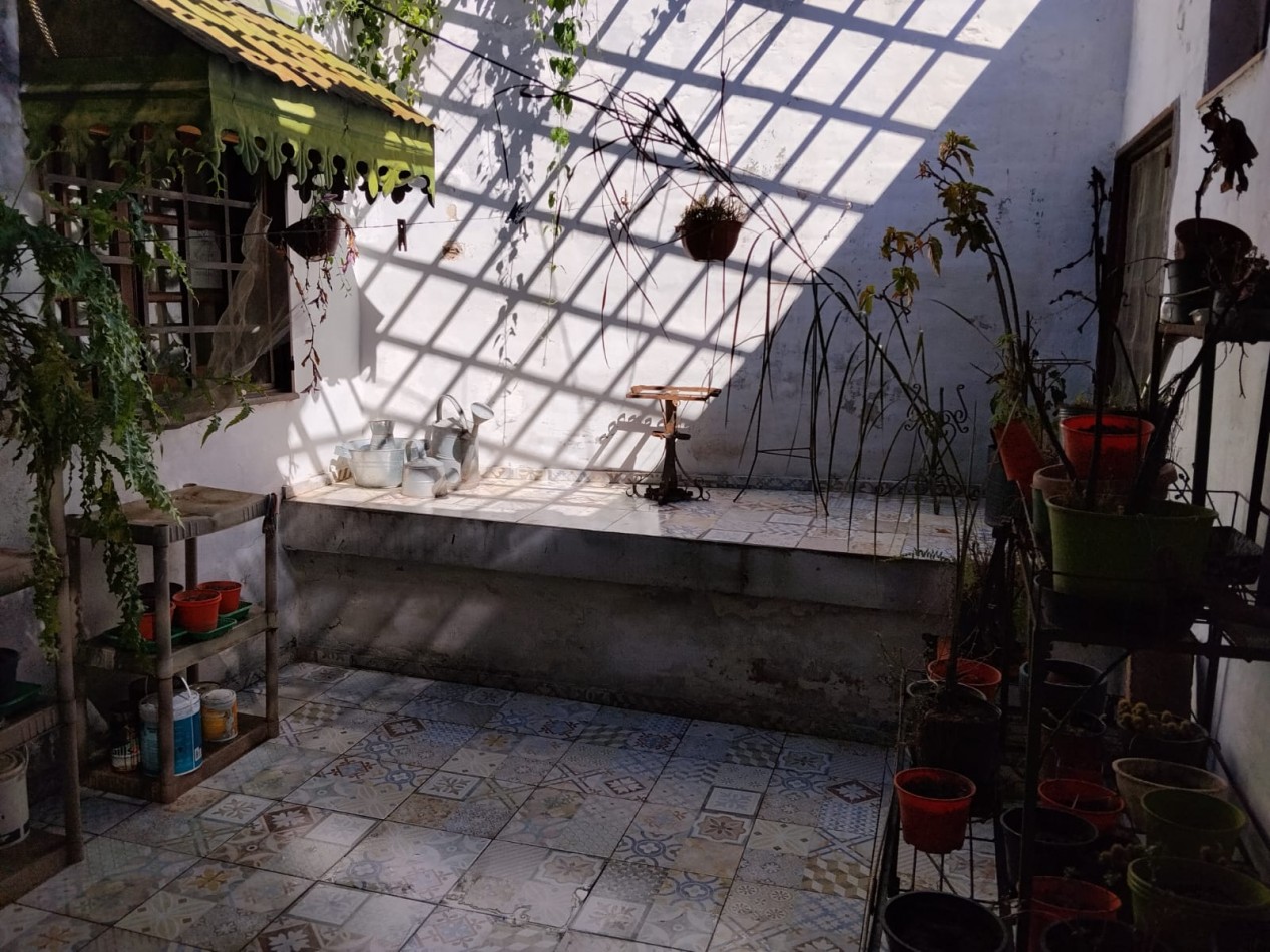 PARQUE CAPITAL, IMPORTANTE PROPIEDAD CON GRAN TERRENO, OPORTUNIDAD "NUEVO PRECIO CON REBAJA".- 