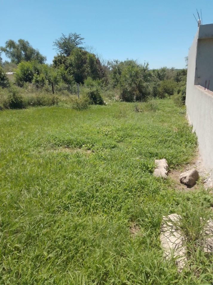 Villa San Nicolas, espectacular terreno con Escritura y servicios.- 