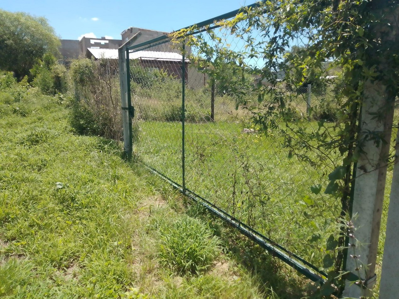 Villa San Nicolas, espectacular terreno con Escritura y servicios.- 