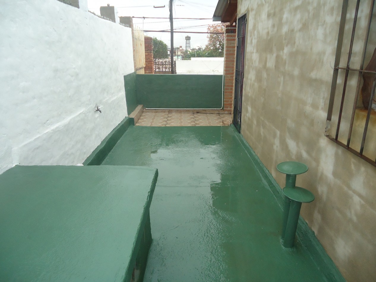 Rosedal, impecable departamento planta alta.- 