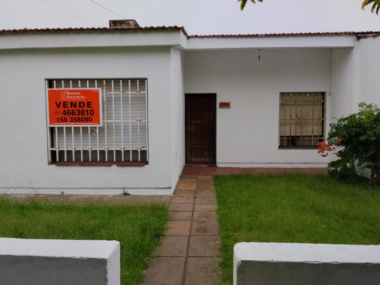 B° Teodoro Felds, impecable vivienda super comoda.- 
