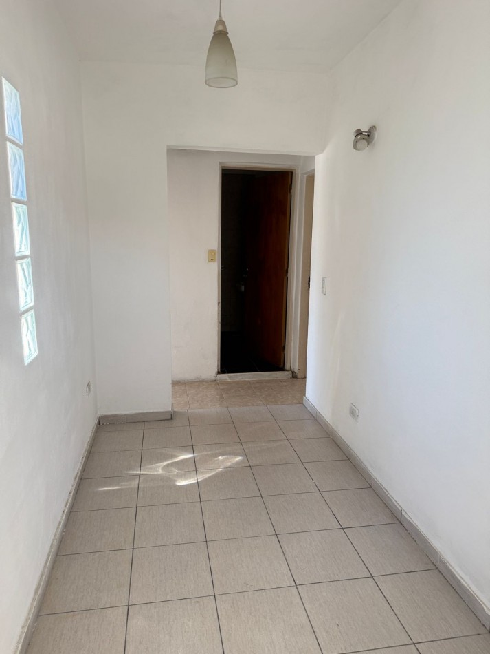 BARRIO LOS GRANADOS, DEPARTAMENTO PLANTA ALTA PARA ALQUILAR