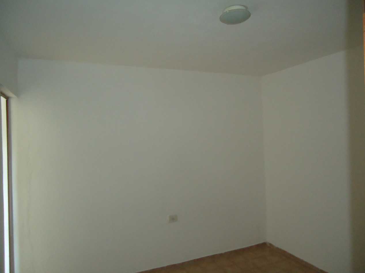 Bo Ameghino sur, departamento interno planta alta.- INGRESO COMPARTIDO.-