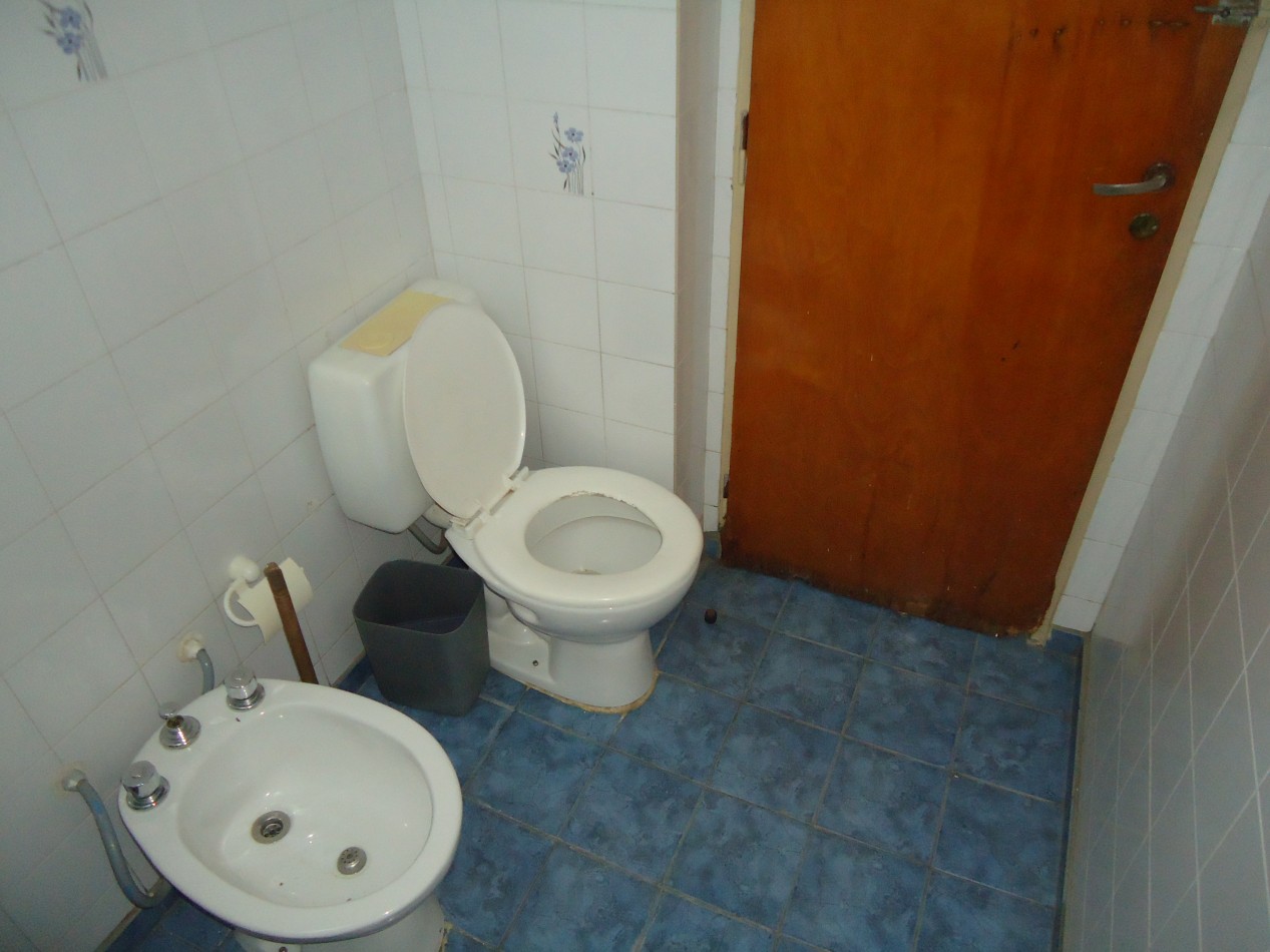 Bo Ameghino sur, departamento interno planta alta.- INGRESO COMPARTIDO.-