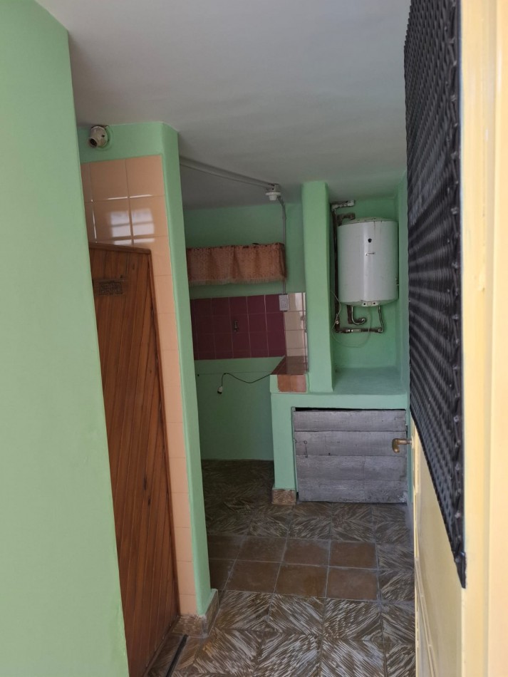 LOS PLATANOS, MUY LINDA ZONA, DEPARTAMENTO INTERNO.- 