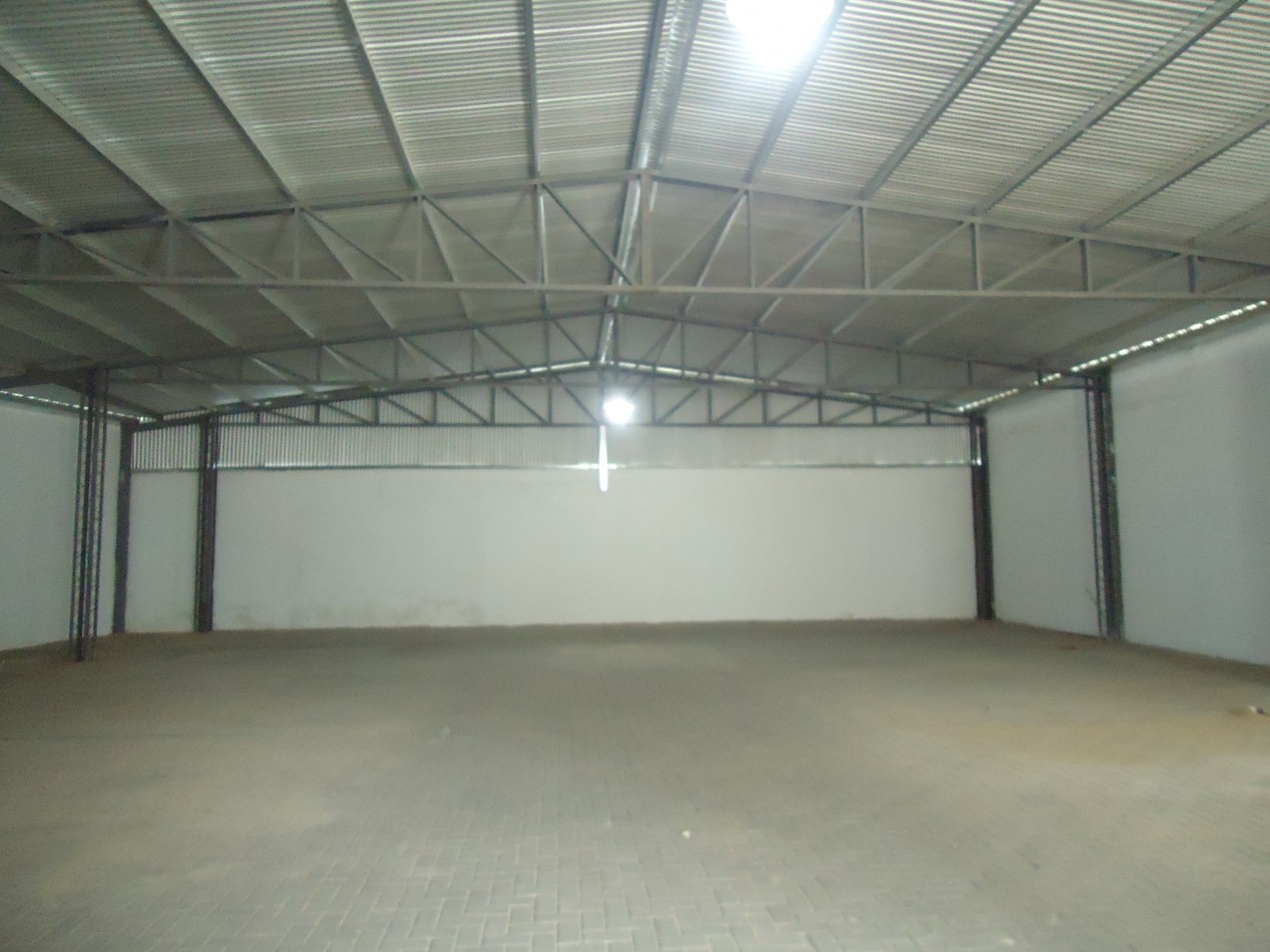 Bo ALTO ALBERDI, IMPECABLE GALPON.