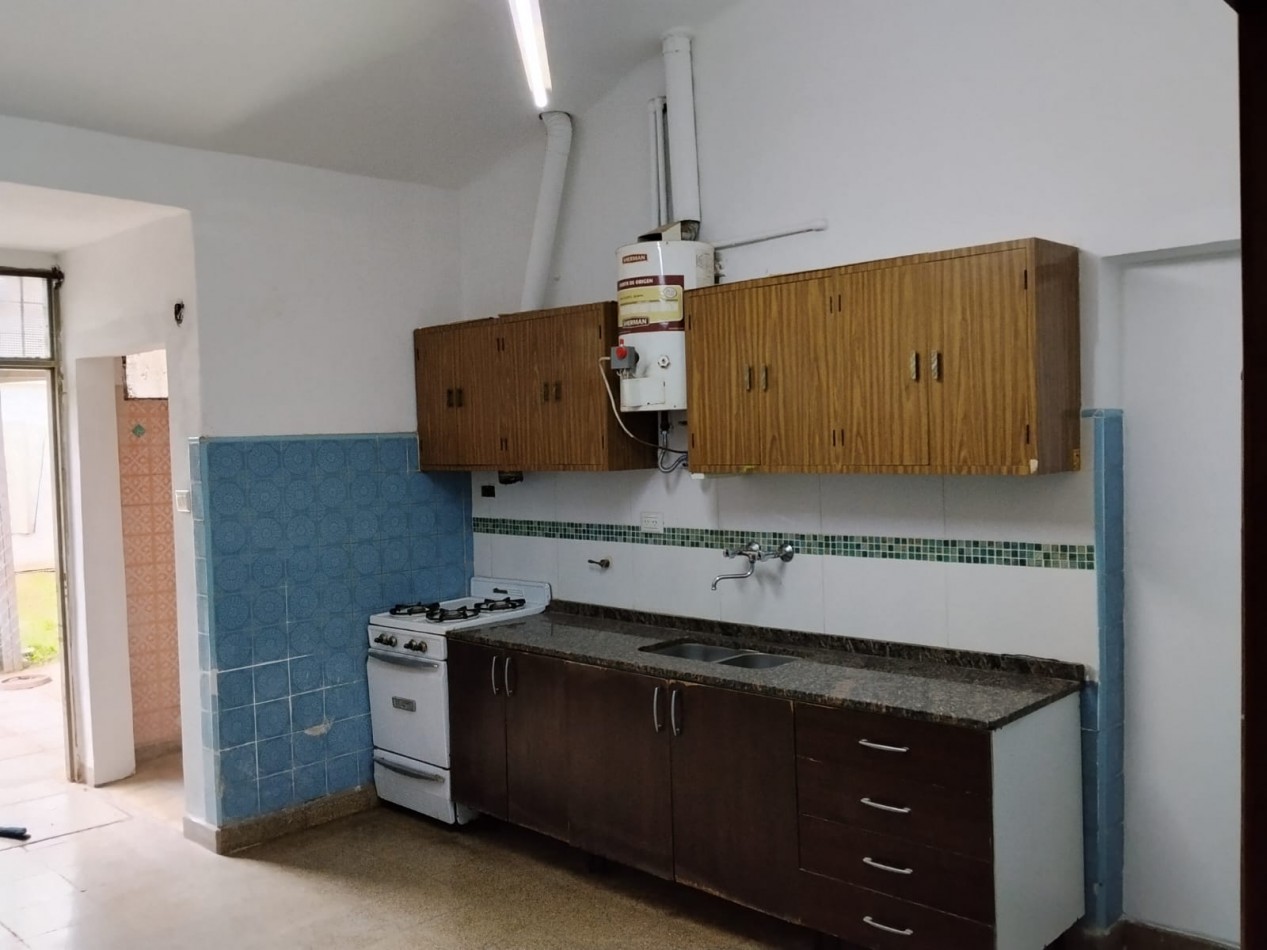 Los platanos, linda propiedad, muy buen entorno.- 