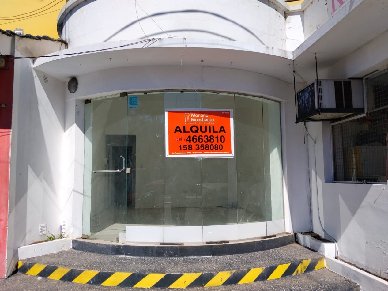 Local comercial ( sobre R20) Mejor zona comercial.- 