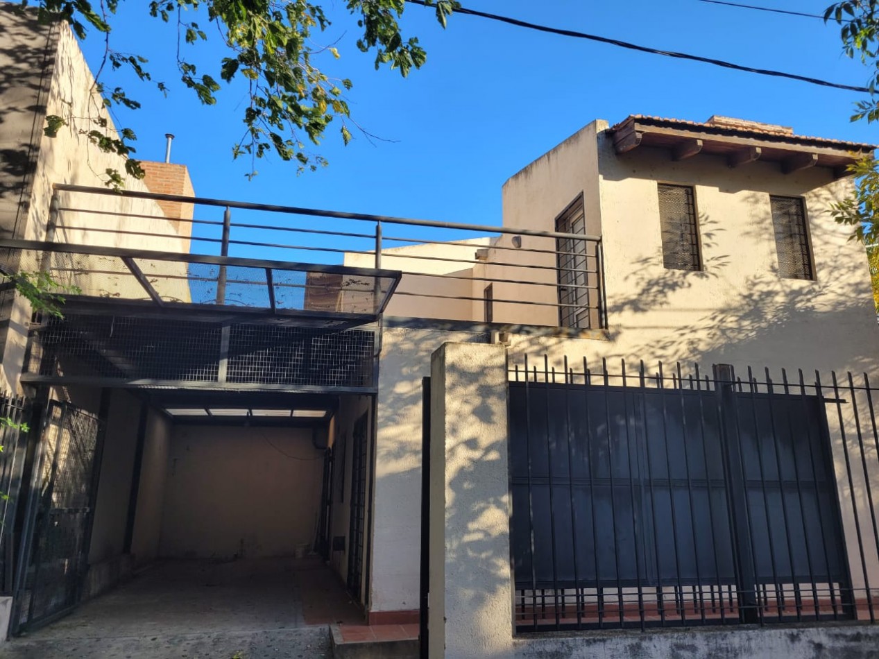 B° Parque capital, calidad y diseño, duplex nuevo detras del club.- 
