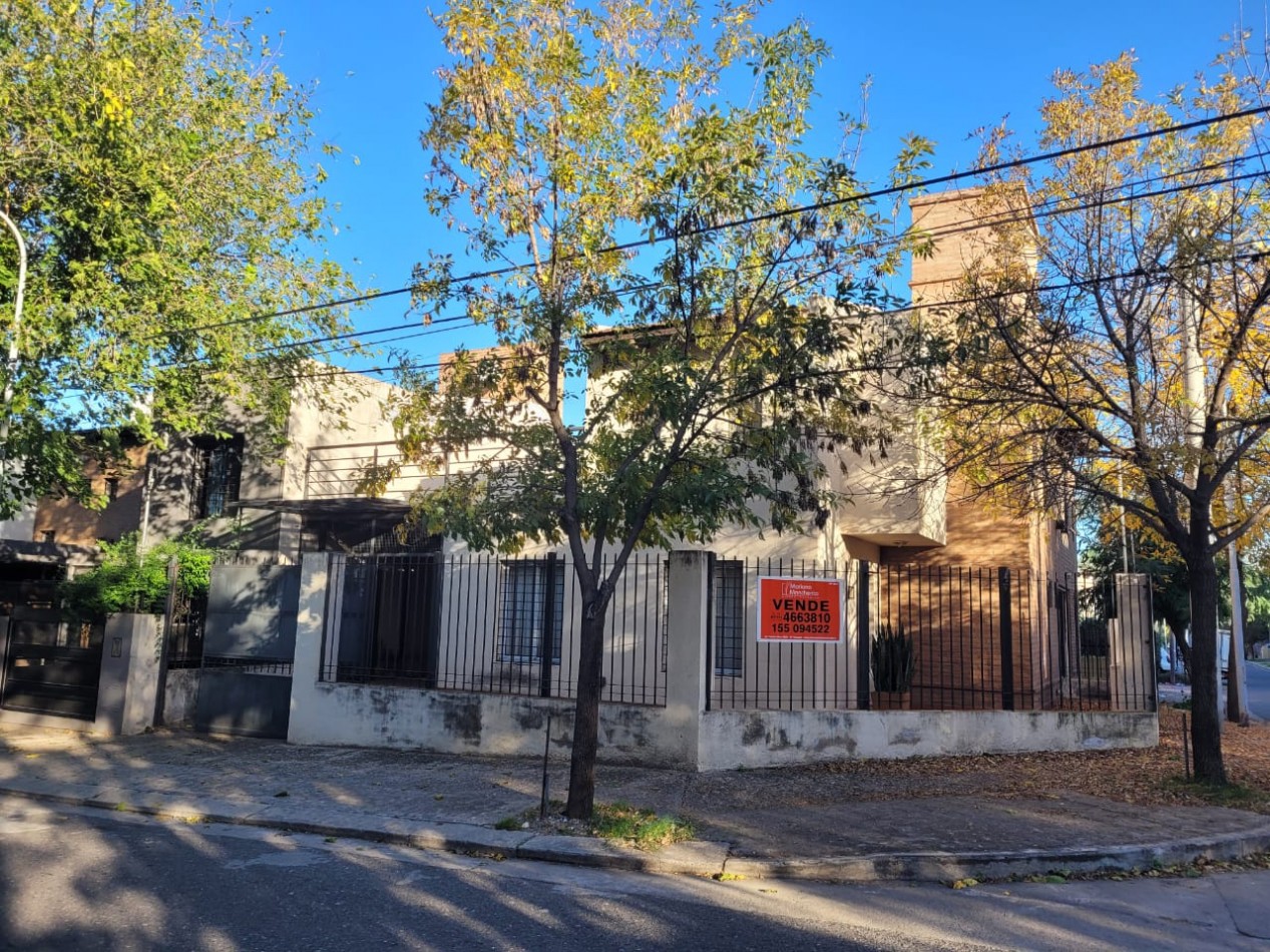 B° Parque capital, calidad y diseño, duplex nuevo detras del club.- 