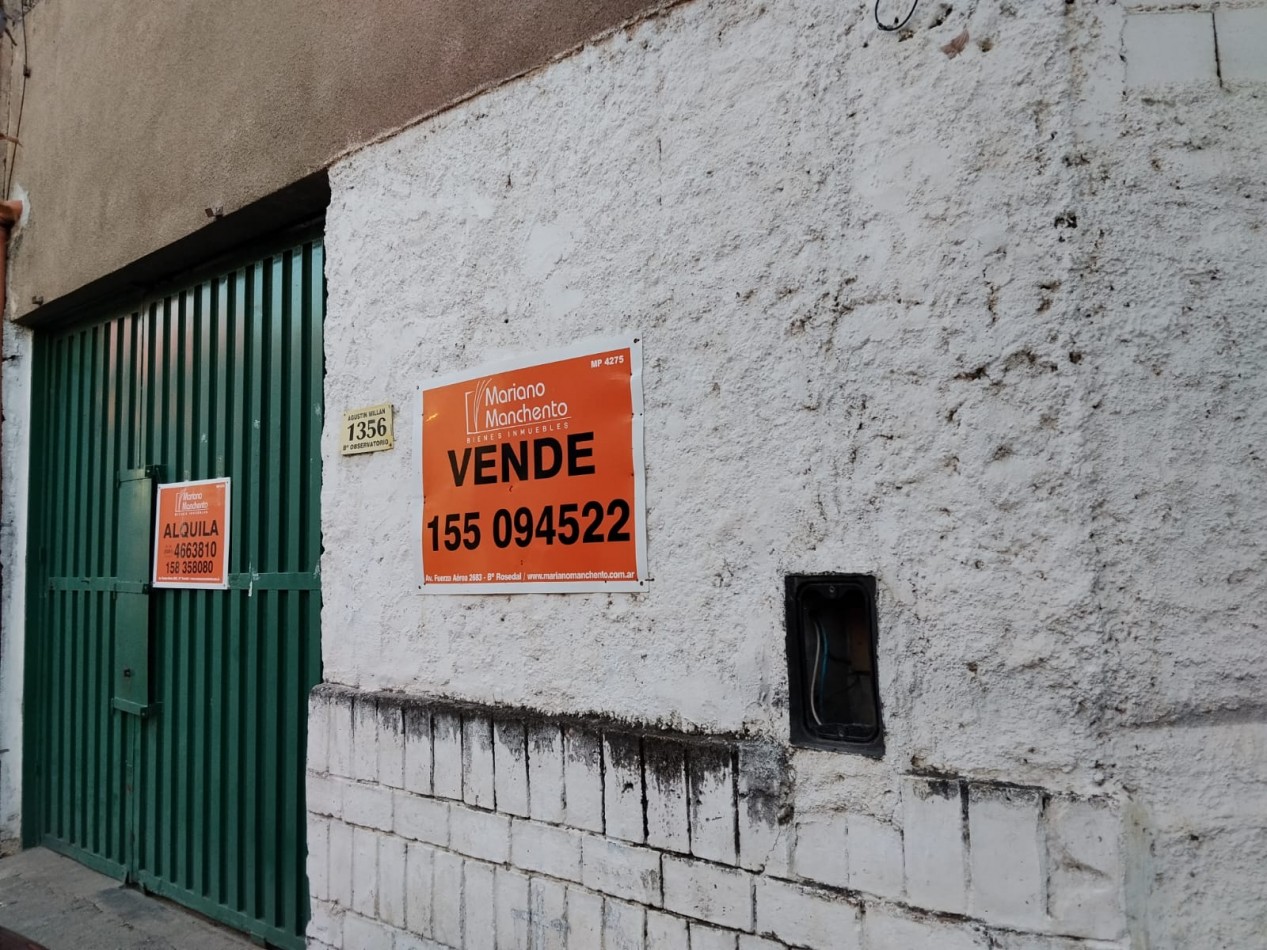B° Observatorio Galpon a metros de Av. Julio A.Roca ( zona comercial, galpones).- 