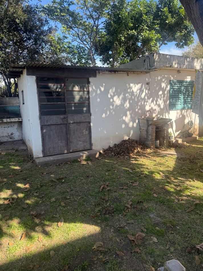 BARRIO MATIENZO, SE VENDE CASA CON MONOAMBIENTE A METROS DE RUTA 20