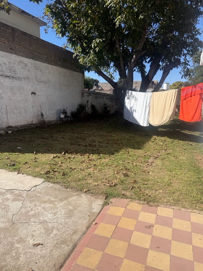 BARRIO MATIENZO, SE VENDE CASA CON MONOAMBIENTE A METROS DE RUTA 20