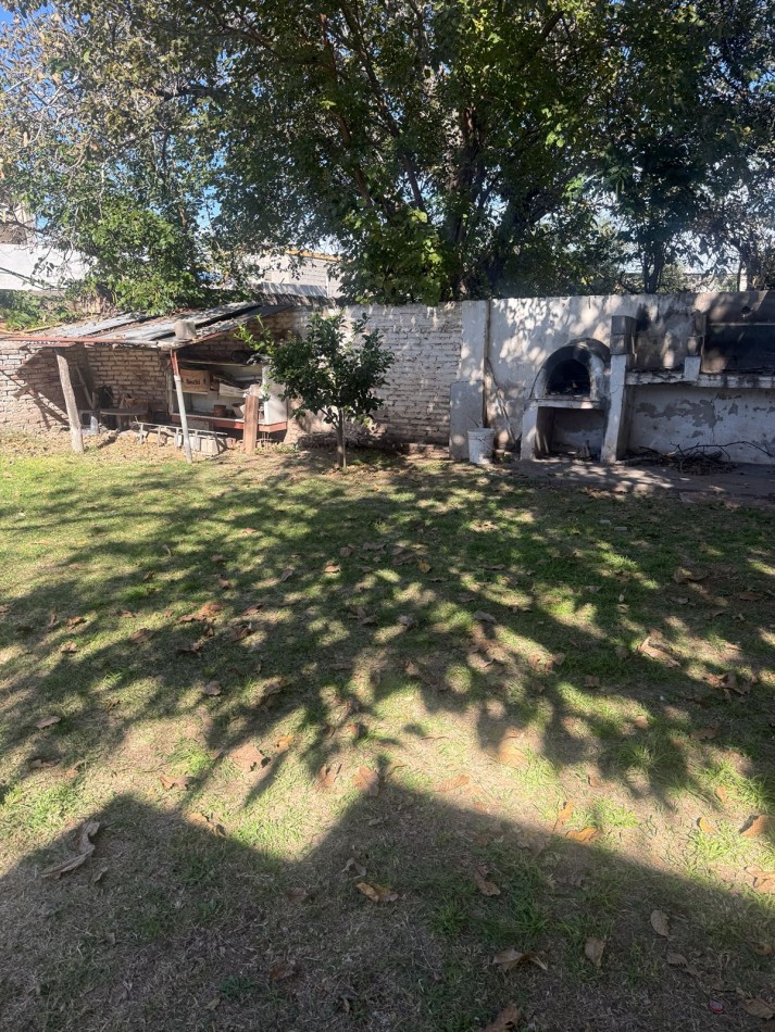 BARRIO MATIENZO, SE VENDE CASA CON MONOAMBIENTE A METROS DE RUTA 20