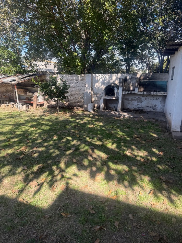 BARRIO MATIENZO, SE VENDE CASA CON MONOAMBIENTE A METROS DE RUTA 20