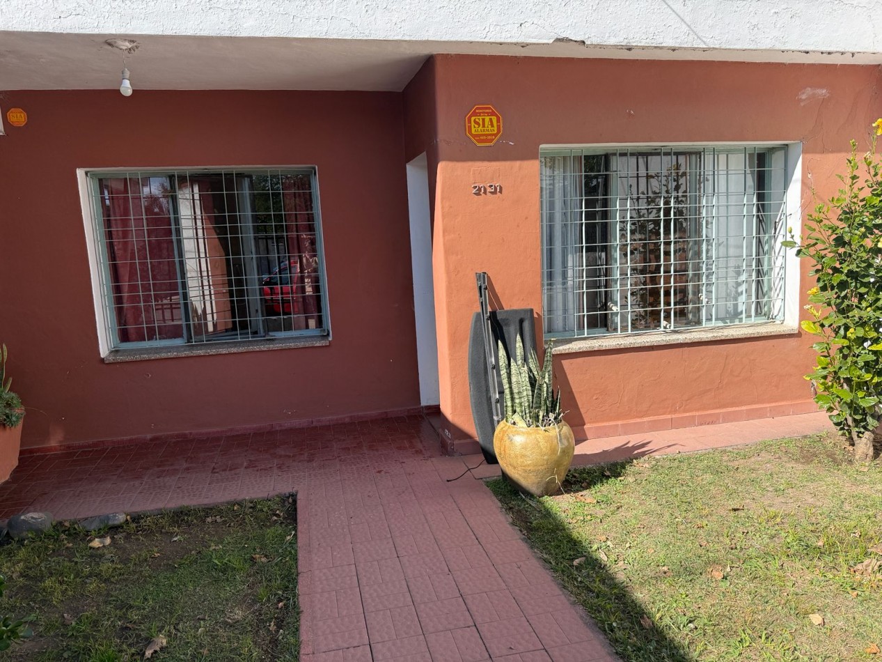 BARRIO MATIENZO, SE VENDE CASA CON MONOAMBIENTE A METROS DE RUTA 20