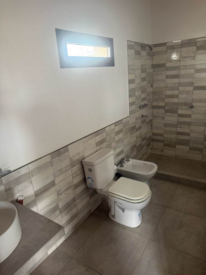 SE ALQUILA DEPARTAMENTO INTERNO EN BARRIO PARQUE CAPITAL, PLANTA ALTA