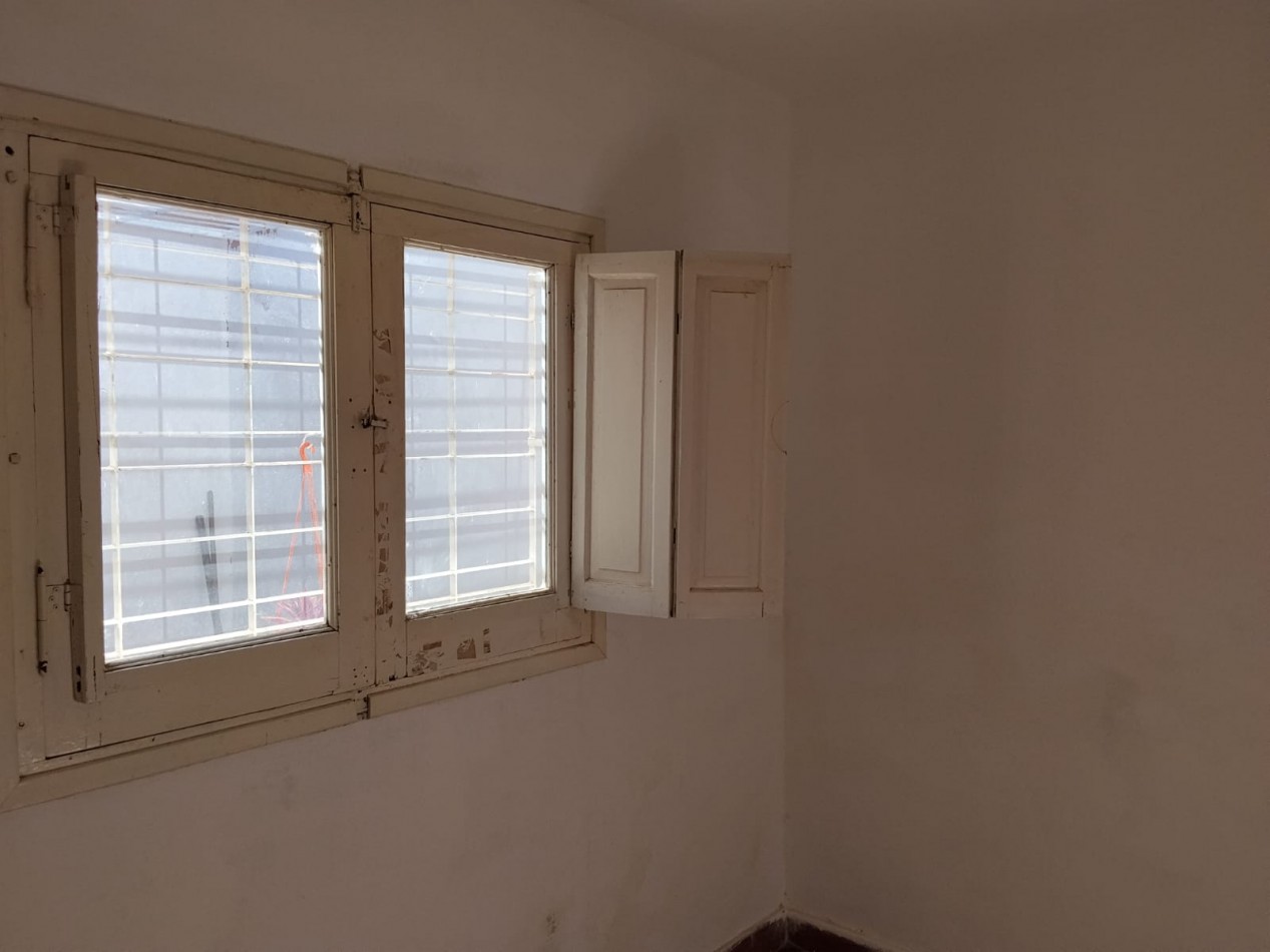 ROSEDAL SE VENDE DEPARTAMENTO PH AMPLIO A METROS DE RUTA 20