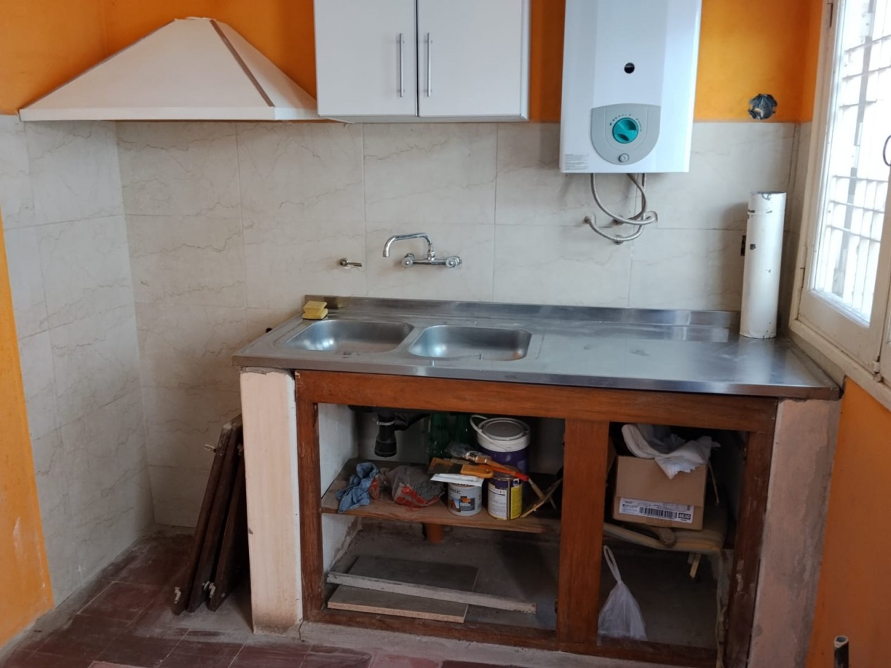ROSEDAL SE VENDE DEPARTAMENTO PH AMPLIO A METROS DE RUTA 20