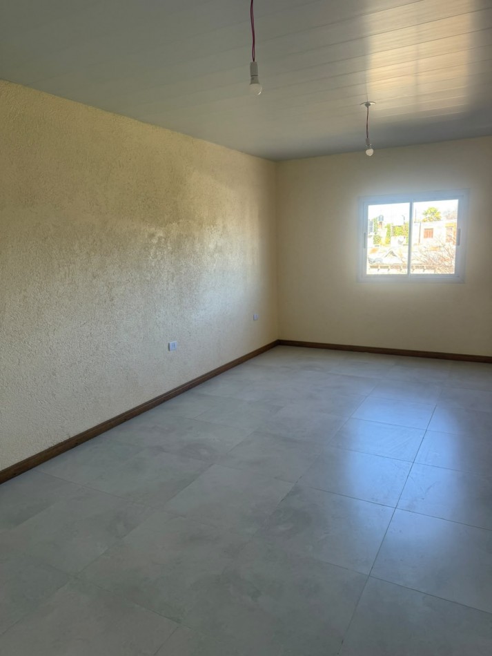 BARRIO ESTACION FLORES, SE ALQUILA DEPARTAMENTO NUEVO A ESTRENAR EN PLANTA ALTA