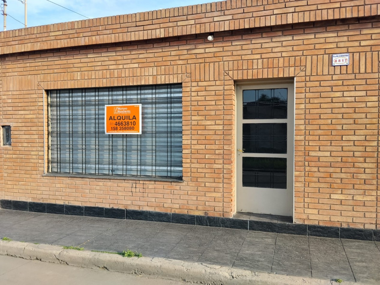 BARRIO VILLA ADELA, SE ALQUILA IMPECABLE LOCAL COMERCIAL