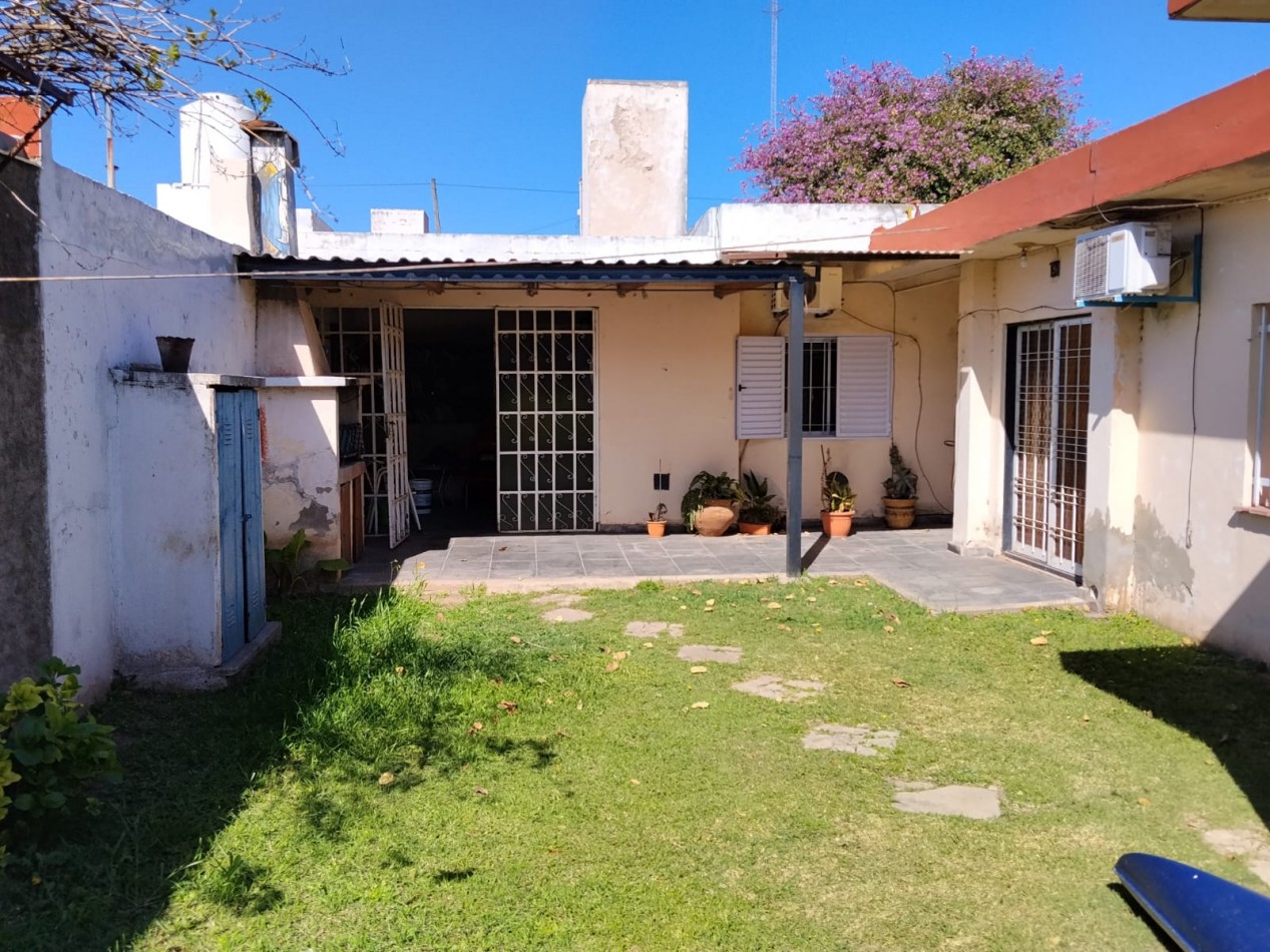 Los naranjos a metros de ruta 20, ideal emprendimiento comercial por la zona.- 