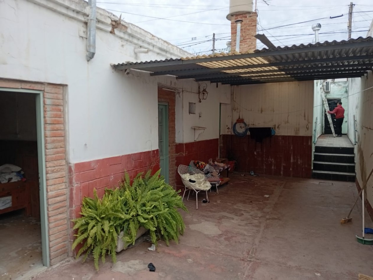 BARRIO OBSERVATORIO, SE VENDE PROPIEDAD POR POSIBILIDAD DE EMPRENDIMIENTO O VIVIENDA PROPIA 