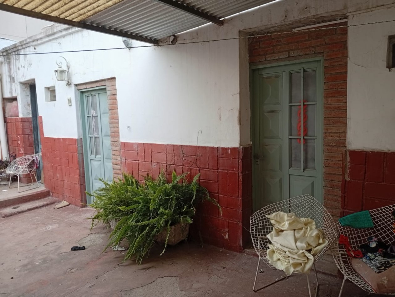 BARRIO OBSERVATORIO, SE VENDE PROPIEDAD POR POSIBILIDAD DE EMPRENDIMIENTO O VIVIENDA PROPIA 