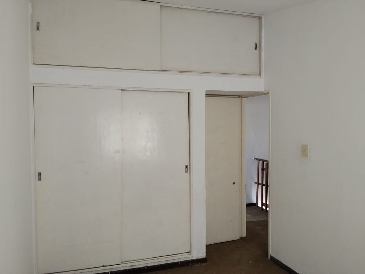 Villa Adela, departamento tipo duplex interno.