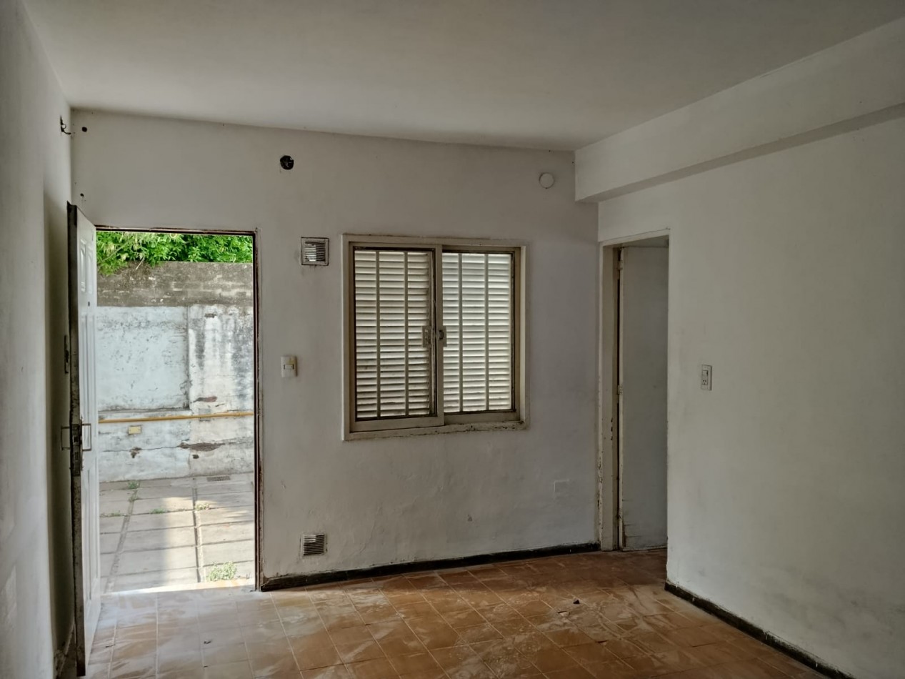Villa Adela, departamento tipo duplex interno.