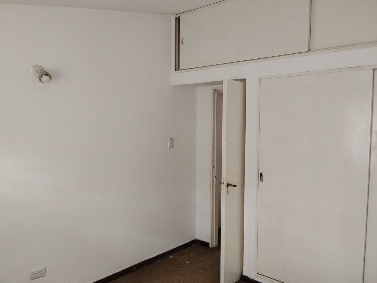 Villa Adela, departamento tipo duplex interno.