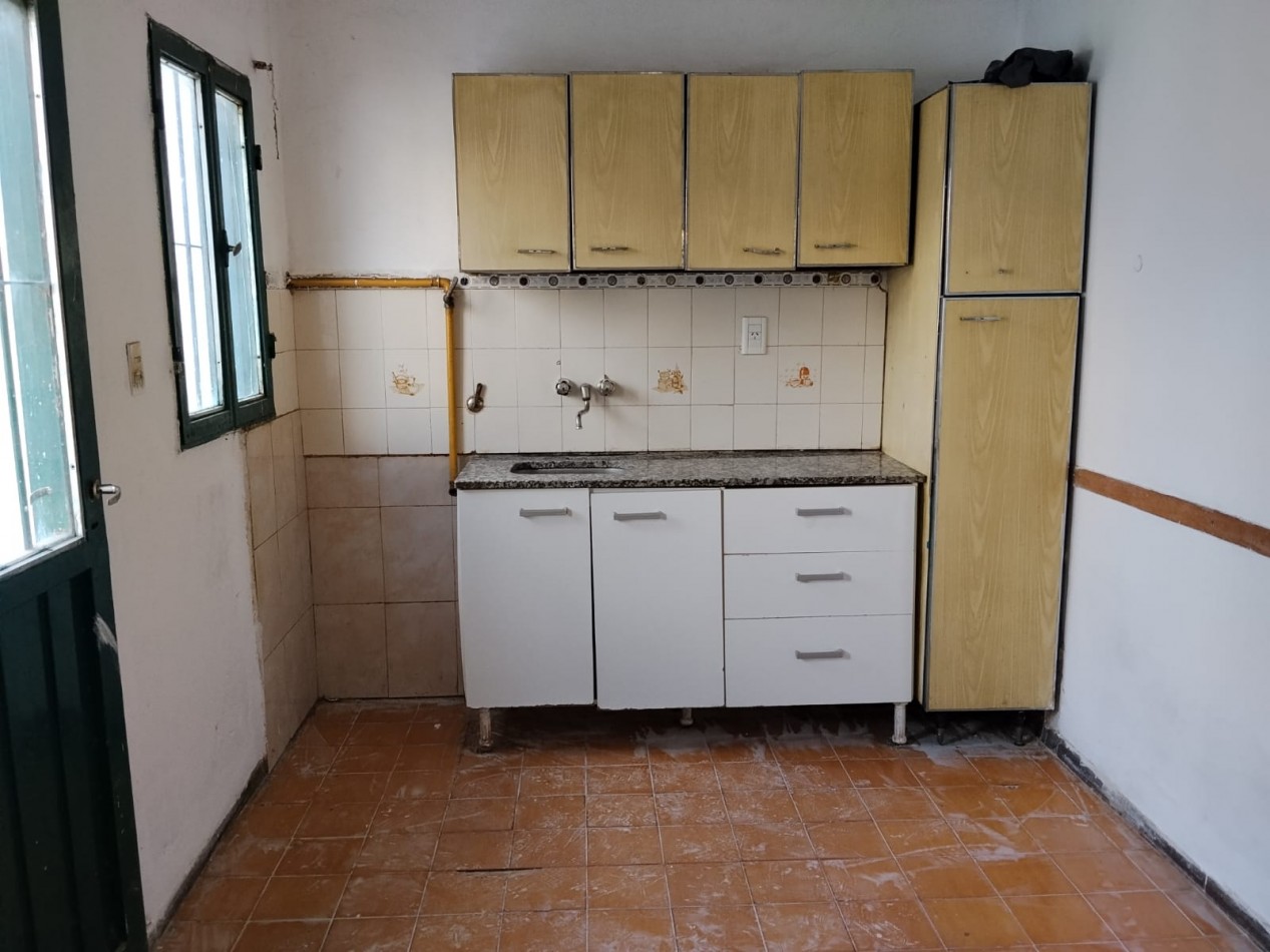 Villa Adela, departamento tipo duplex interno.